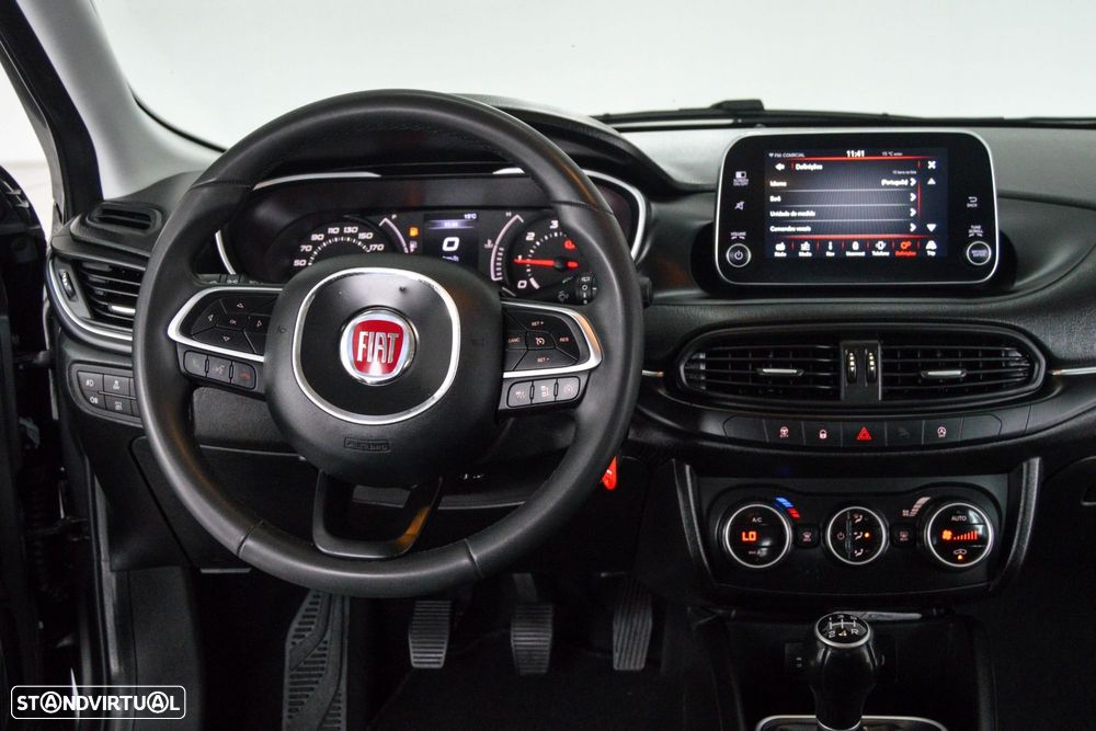 Fiat Tipo Station Wagon 1.3 M-Jet Lounge - 27