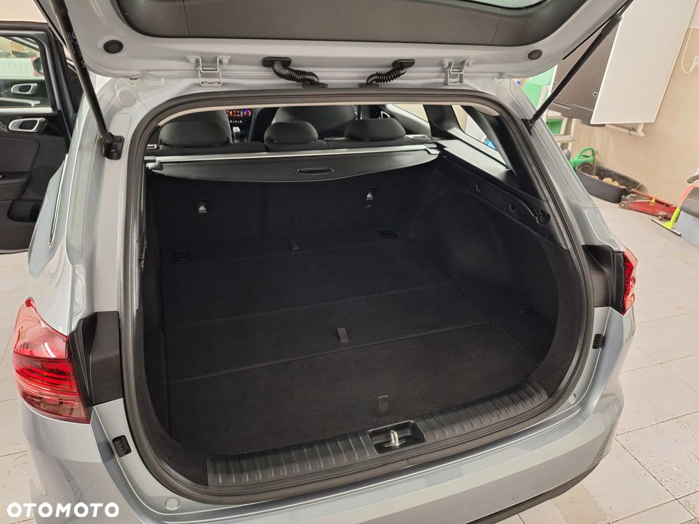 Kia Ceed 1.4 CVVT ISG Dream Team Edition - 23