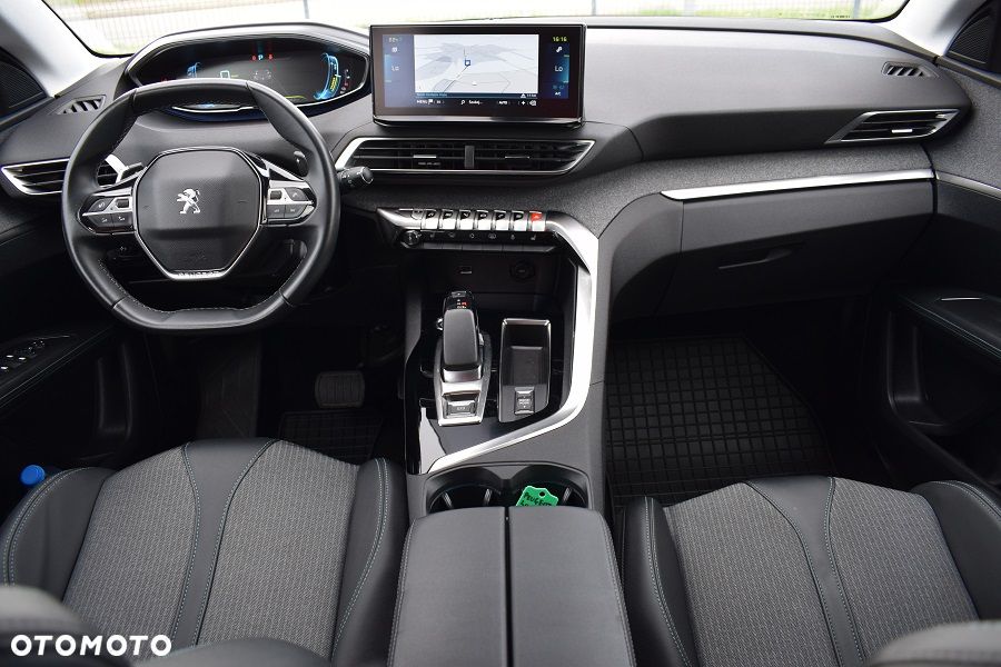 Peugeot 3008 1.6 PureTech Hybrid PHEV Allure Pack S&S EAT8 - 5