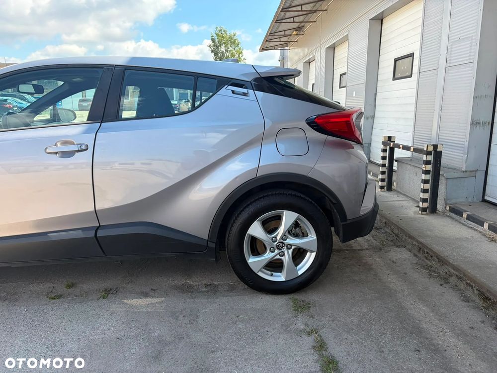 Toyota C-HR - 5