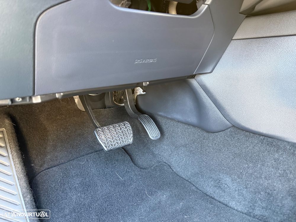 Toyota C-HR - 21