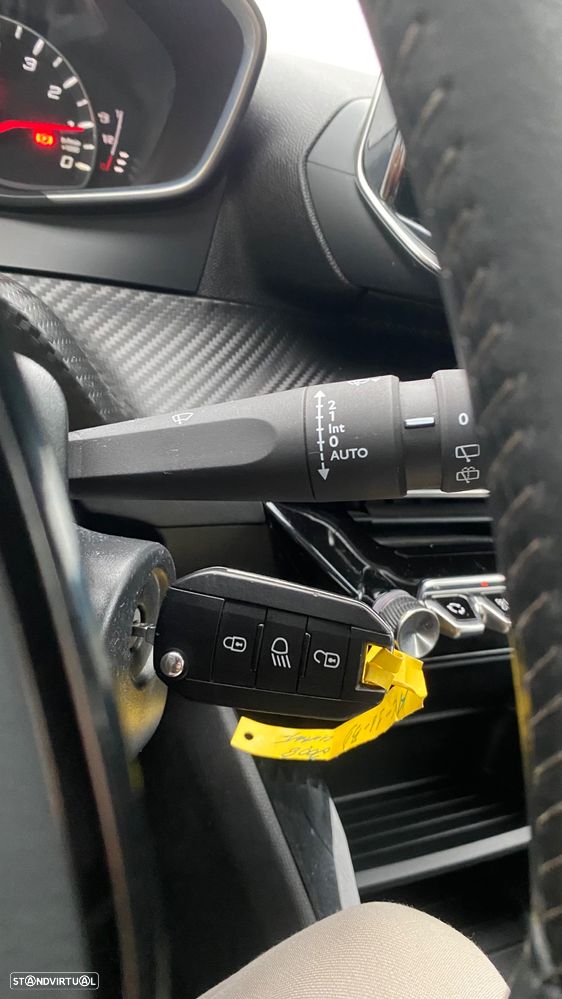 Peugeot 2008 1.5 BlueHDi Active Pack - 30