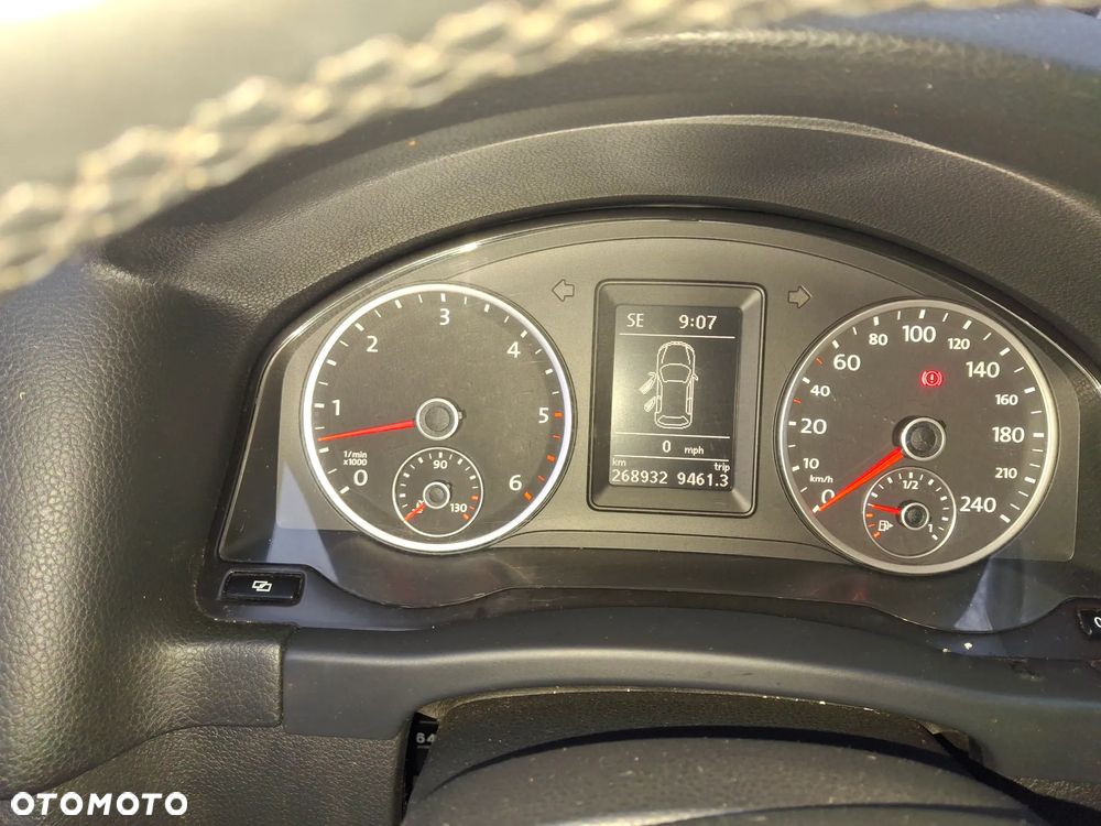 Volkswagen Tiguan 2.0 TDI BlueMot Trend&Fun - 9