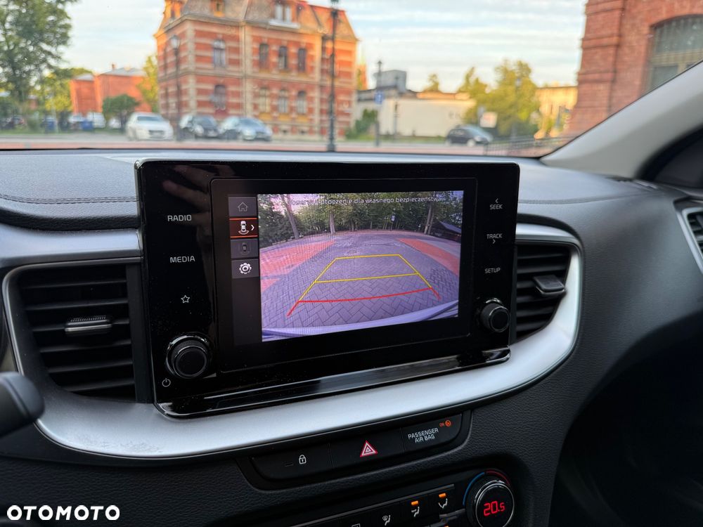 Kia XCeed - 20