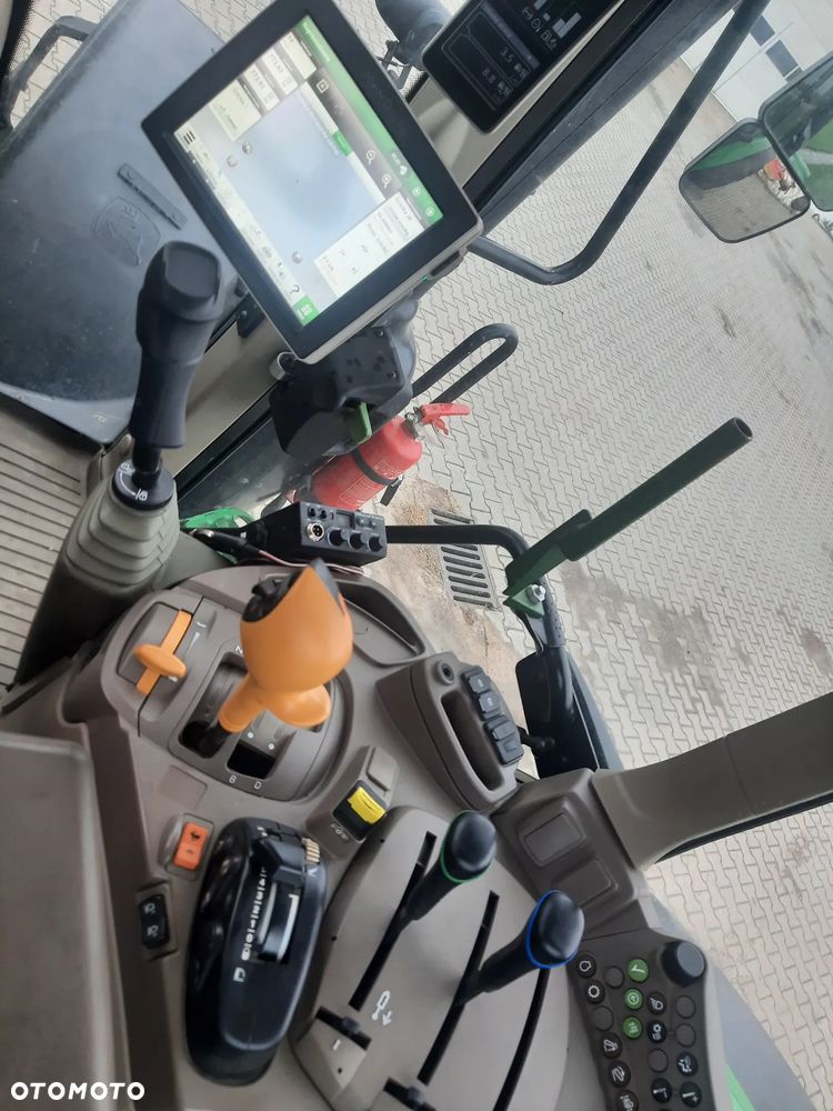 John Deere 6195M - 7