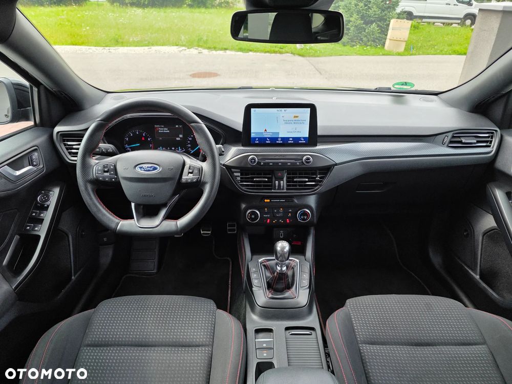 Ford Focus 1.5 EcoBoost ST-Line Business - 15