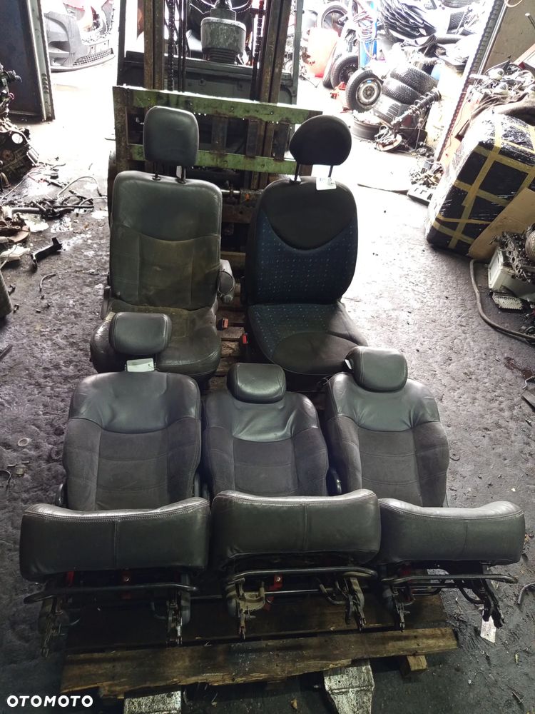 KOMPLET FOTELI RENAULT ESPACE III - 1