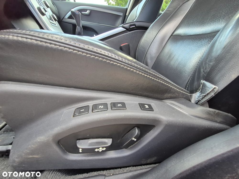 Volvo V70 D3 Summum - 23