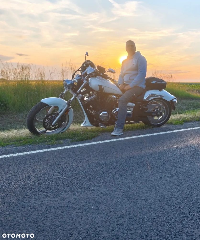 Yamaha XVS - 8