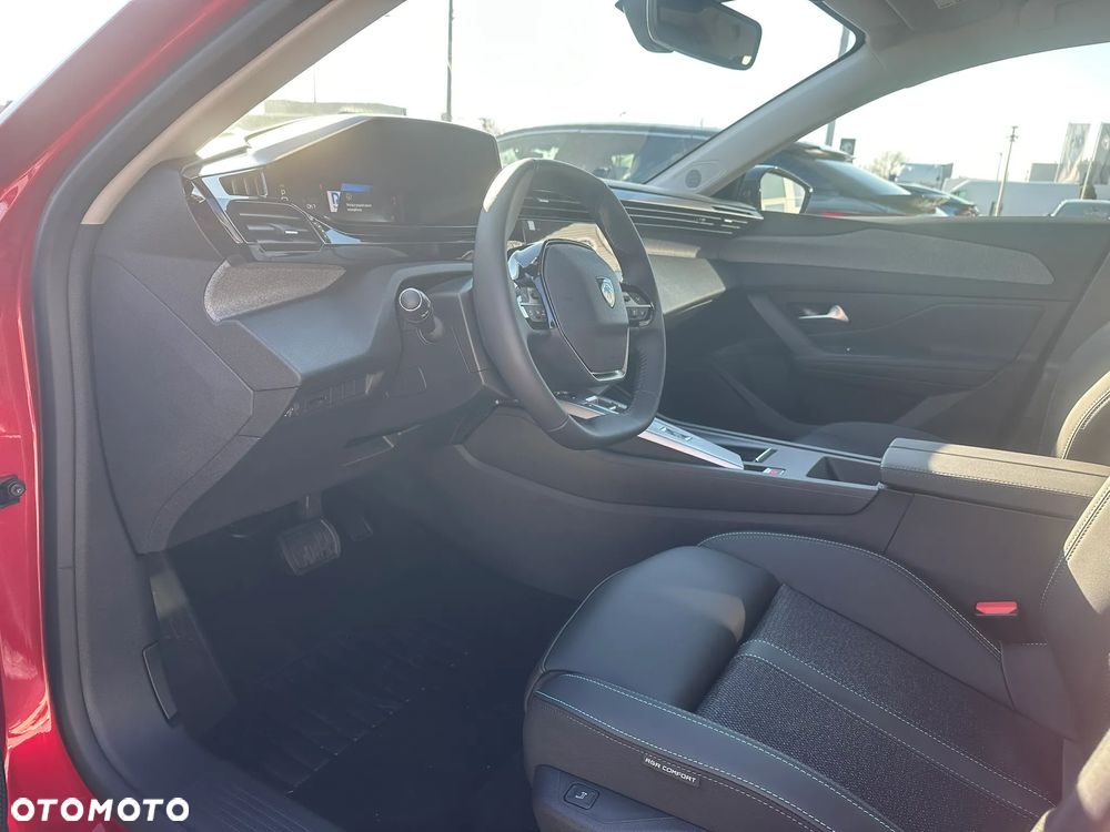 Peugeot 308 1.2 mHEV Allure S&S e-DCS6 - 12