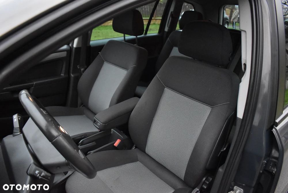 Opel Zafira - 21