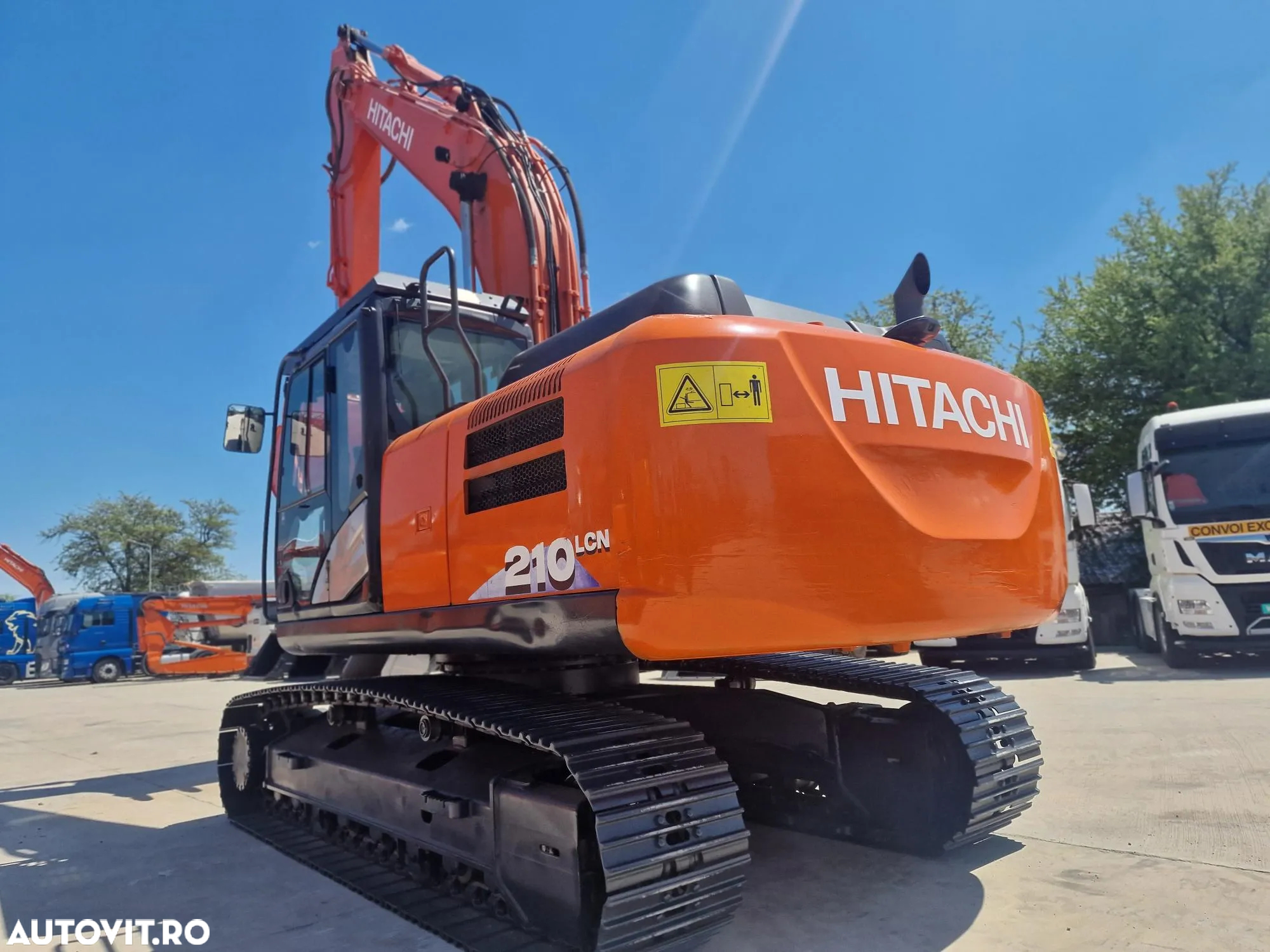 Hitachi ZX210, 2018, 8.114h, 22 tone-78900 EUR+Tva, latime 2,49m, Ins picon, protectie acoperis cabina, Aer conditinoat climatronic, STARE FOARTE BUNA, posibilitate leasing 3 ani-PROMOTIE 78900 EUR+Tva - 4