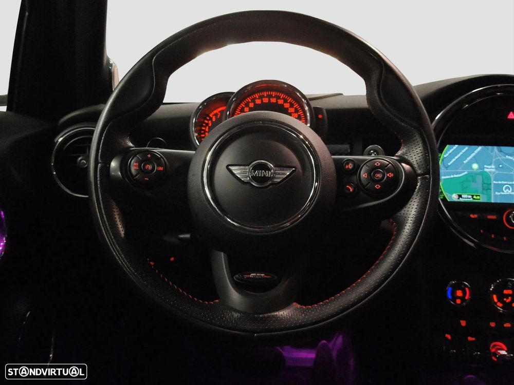MINI 5 Portas Cooper S Auto - 16