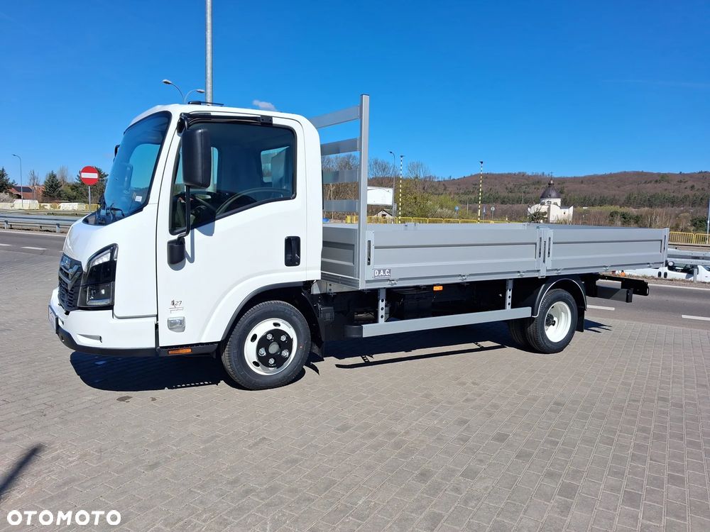 Isuzu M27 skrzynia otwarta 4.5m - 6