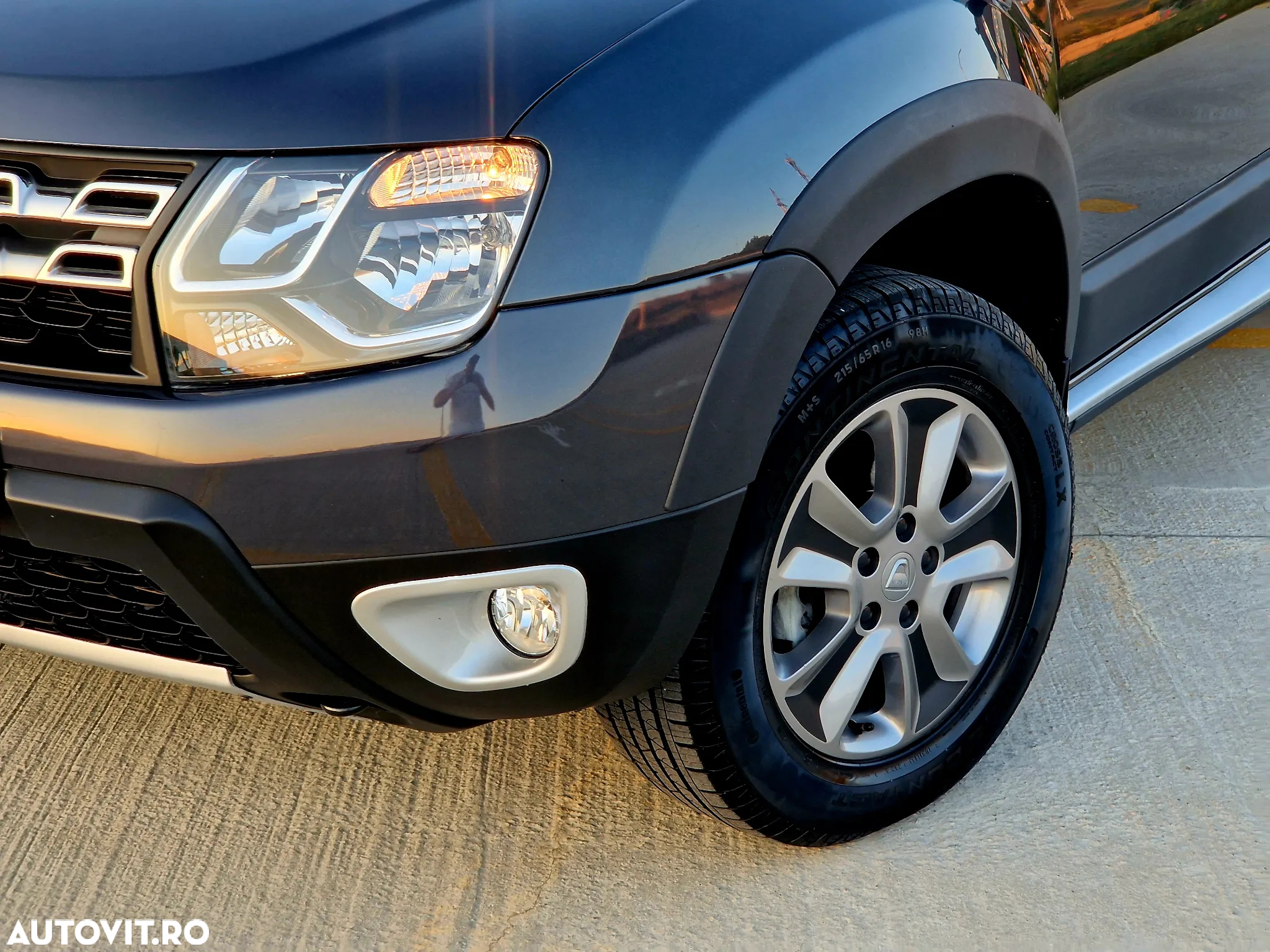 Dacia Duster 1.5 dCi 4x2 Laureate - 23