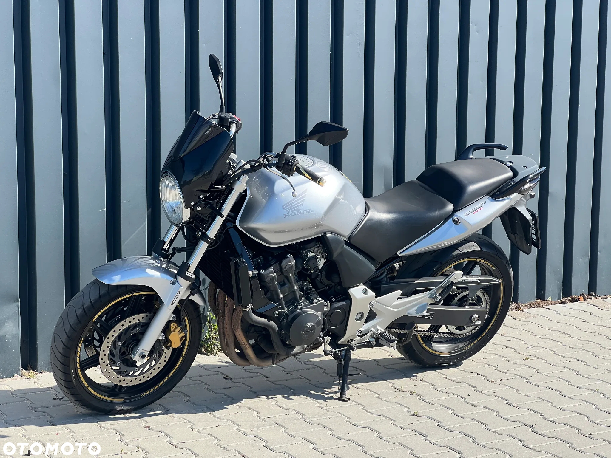 Honda CBF - 4