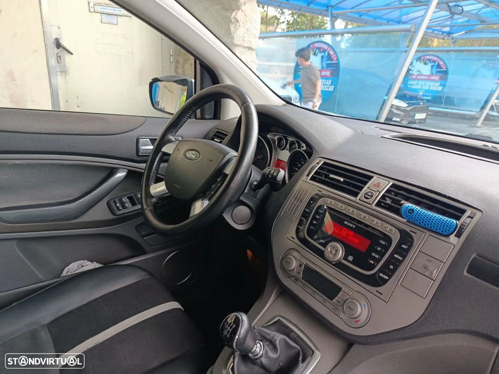 Ford Kuga 2.0 TDCi Titanium - 5