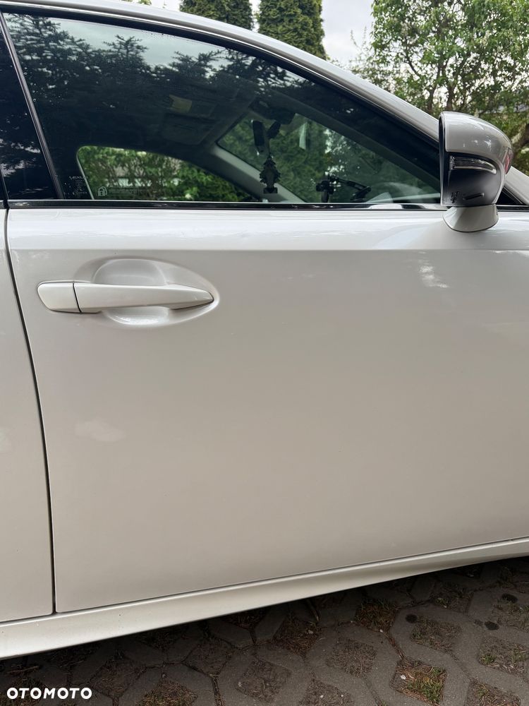 Lexus IS 200t / 300 Elegance - 15