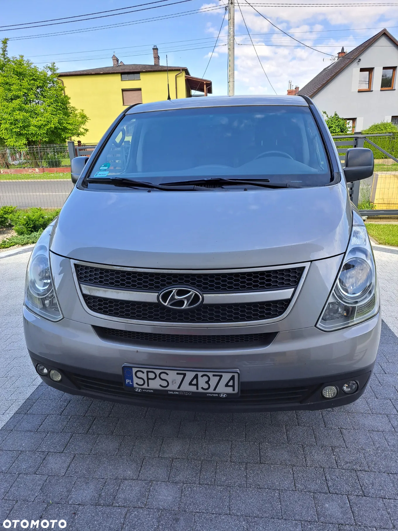 Hyundai H-1 2.5 CRDi Travel Premium - 4