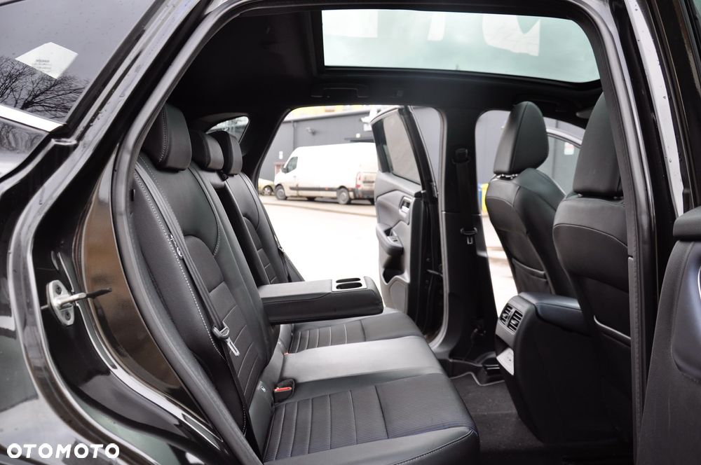 Nissan Qashqai 1.3 DIG-T MHEV N-Connecta Xtronic - 33