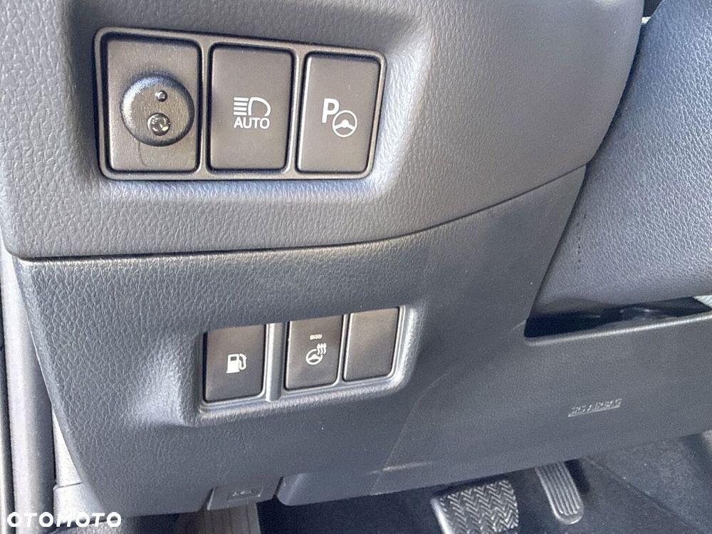 Toyota C-HR 2.0 Hybrid Executive - 25