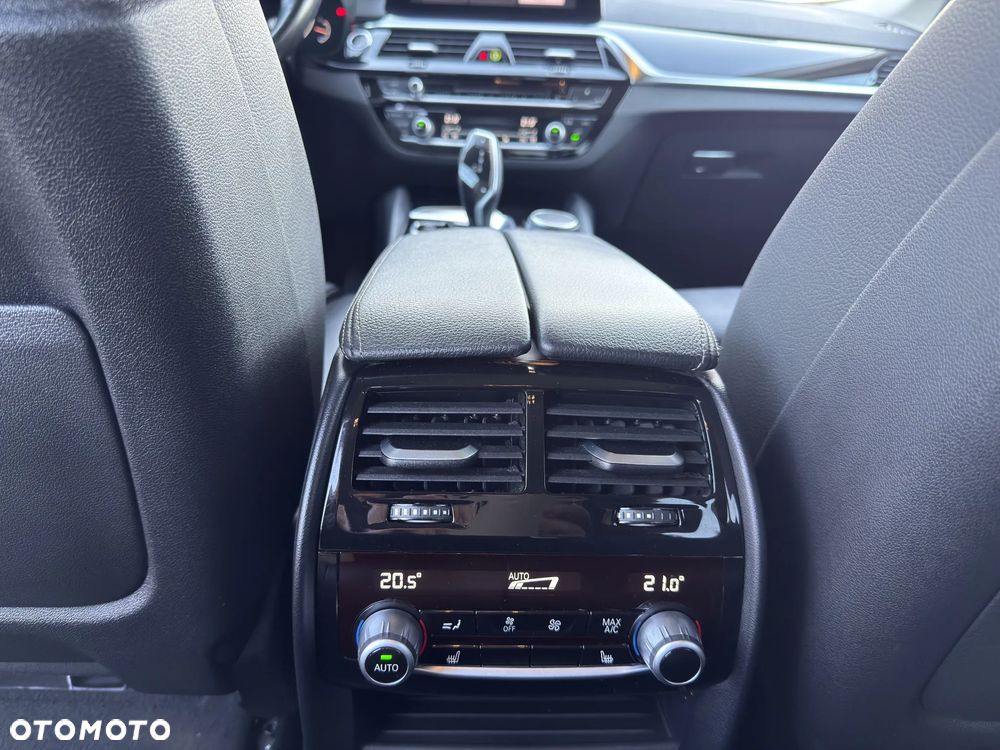 BMW Seria 5 540d xDrive Sport Line - 18