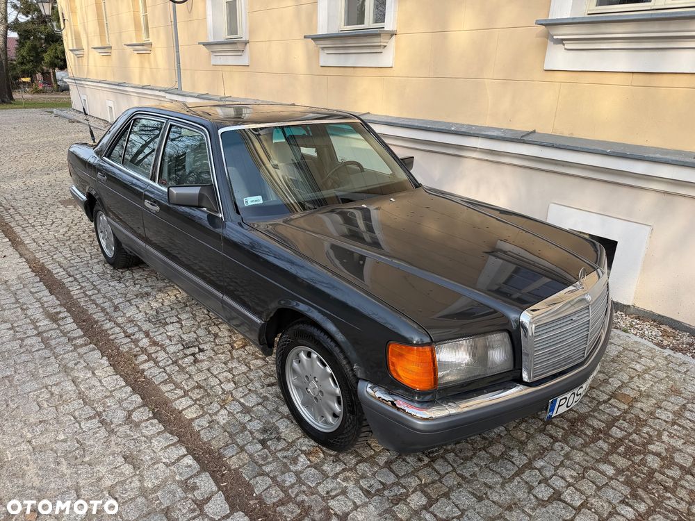 Mercedes-Benz 280 - 12