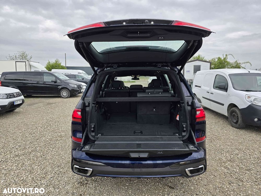 BMW X7 - 8