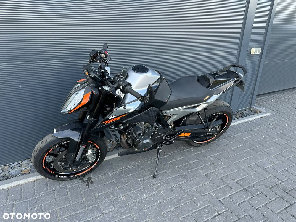 KTM Duke