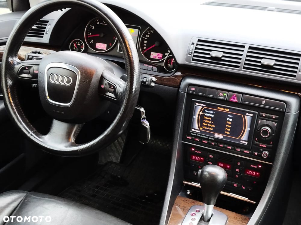 Audi A4 Avant 3.2 FSI Quattro Tiptr - 38