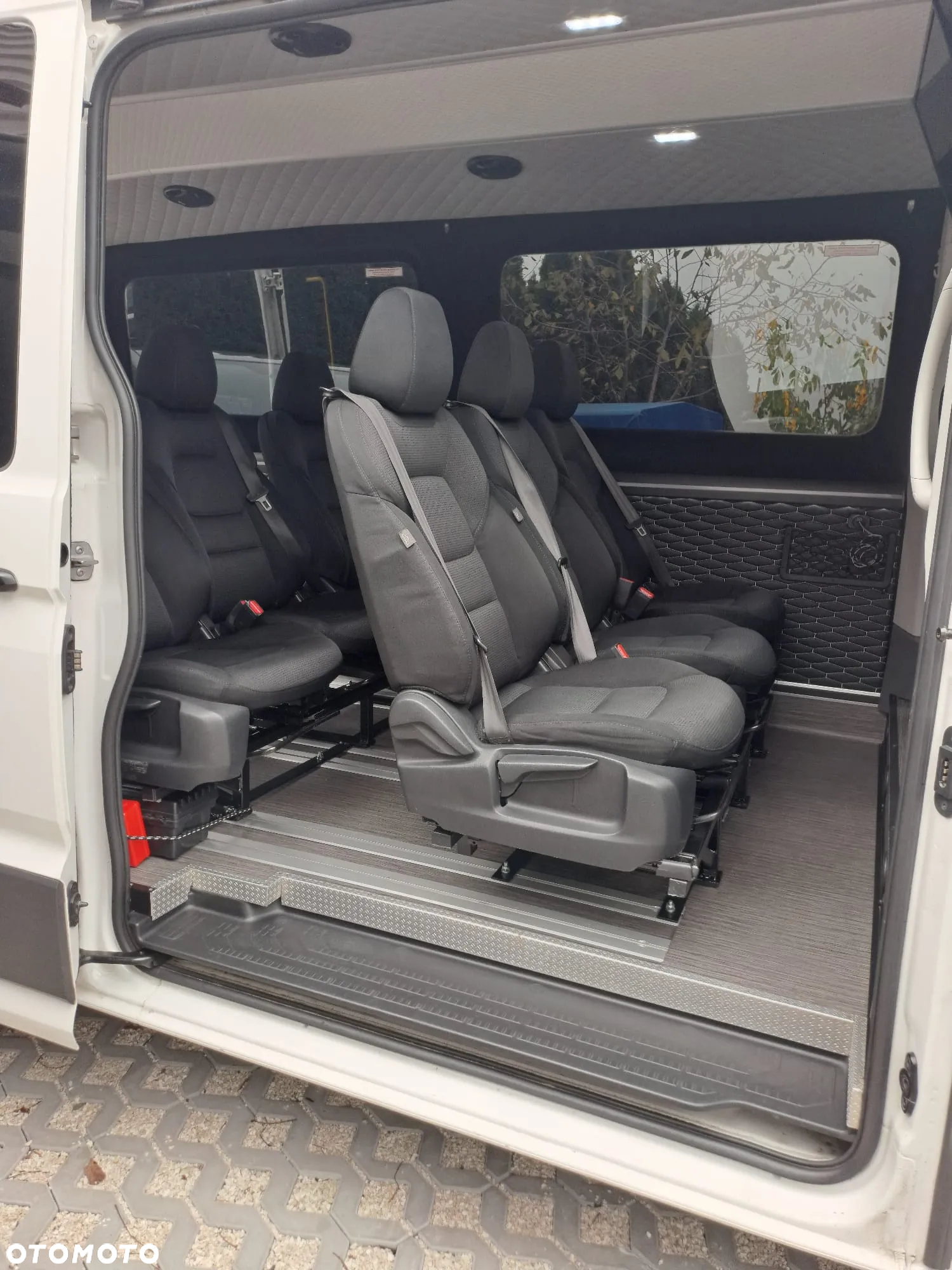 Volkswagen Crafter - 12