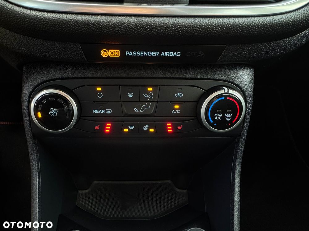 Ford Fiesta 1.1 S&S COOL&CONNECT - 14