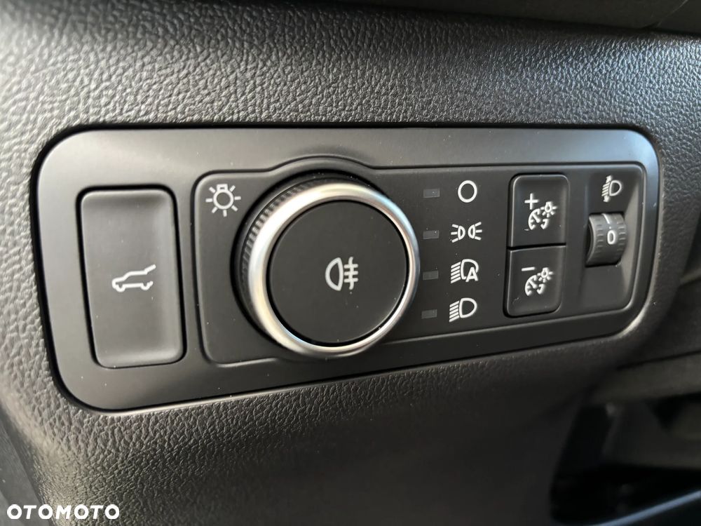 Ford Kuga 1.5 EcoBoost FWD ST-Line X - 9