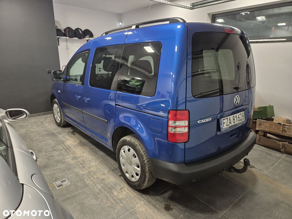Volkswagen Caddy Comfortline BMT - 3