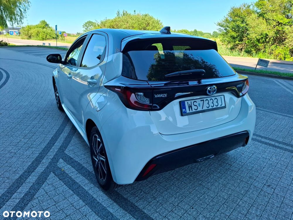 Toyota Yaris 1.5 Dynamic CVT - 19