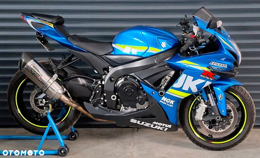 Suzuki GSX-R - 1