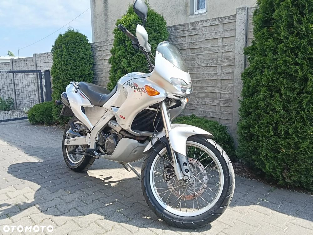 Aprilia Pegaso - 4