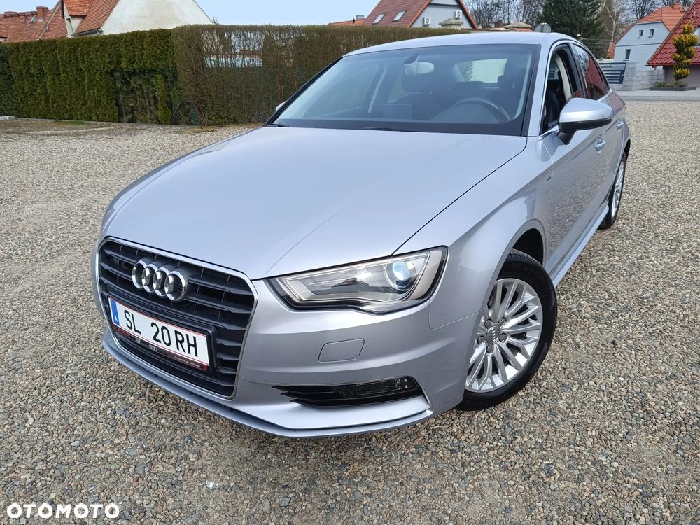 Audi A3 Limousine 1.6 TDI design - 1