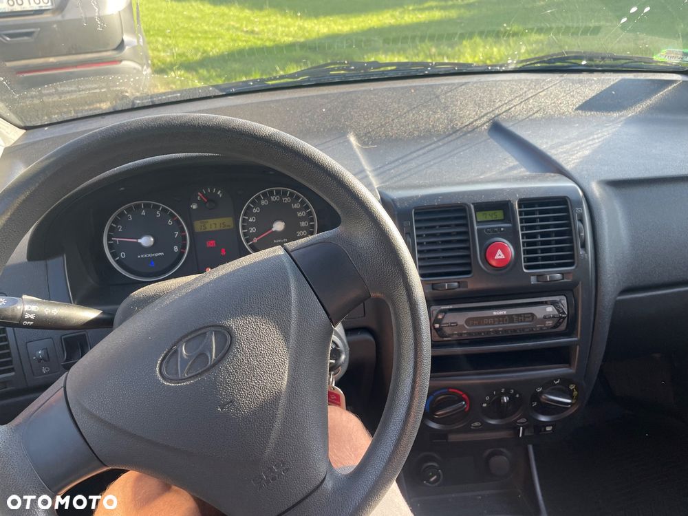 Hyundai Getz 1.1 Base - 13