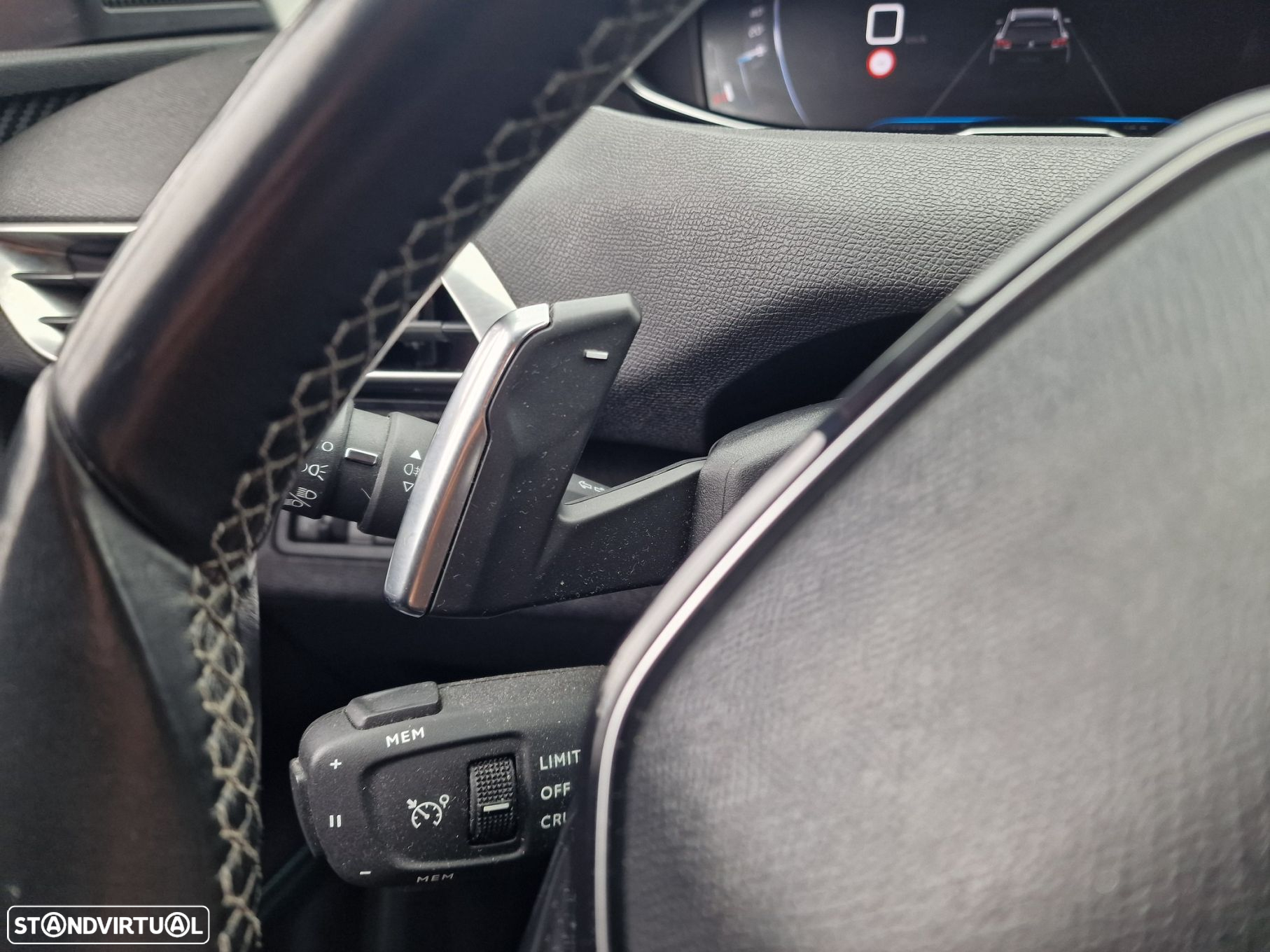 Peugeot 5008 1.5 BlueHDi Allure EAT8 - 22