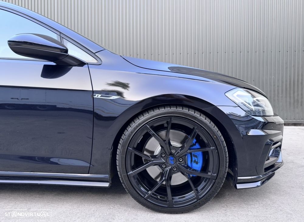 VW Golf R 4Motion (BlueMotion ) DSG - 11