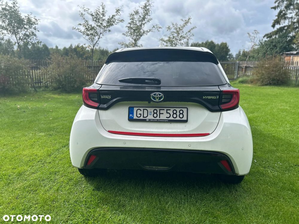Toyota Yaris Hybrid 1.5 Executive - 5