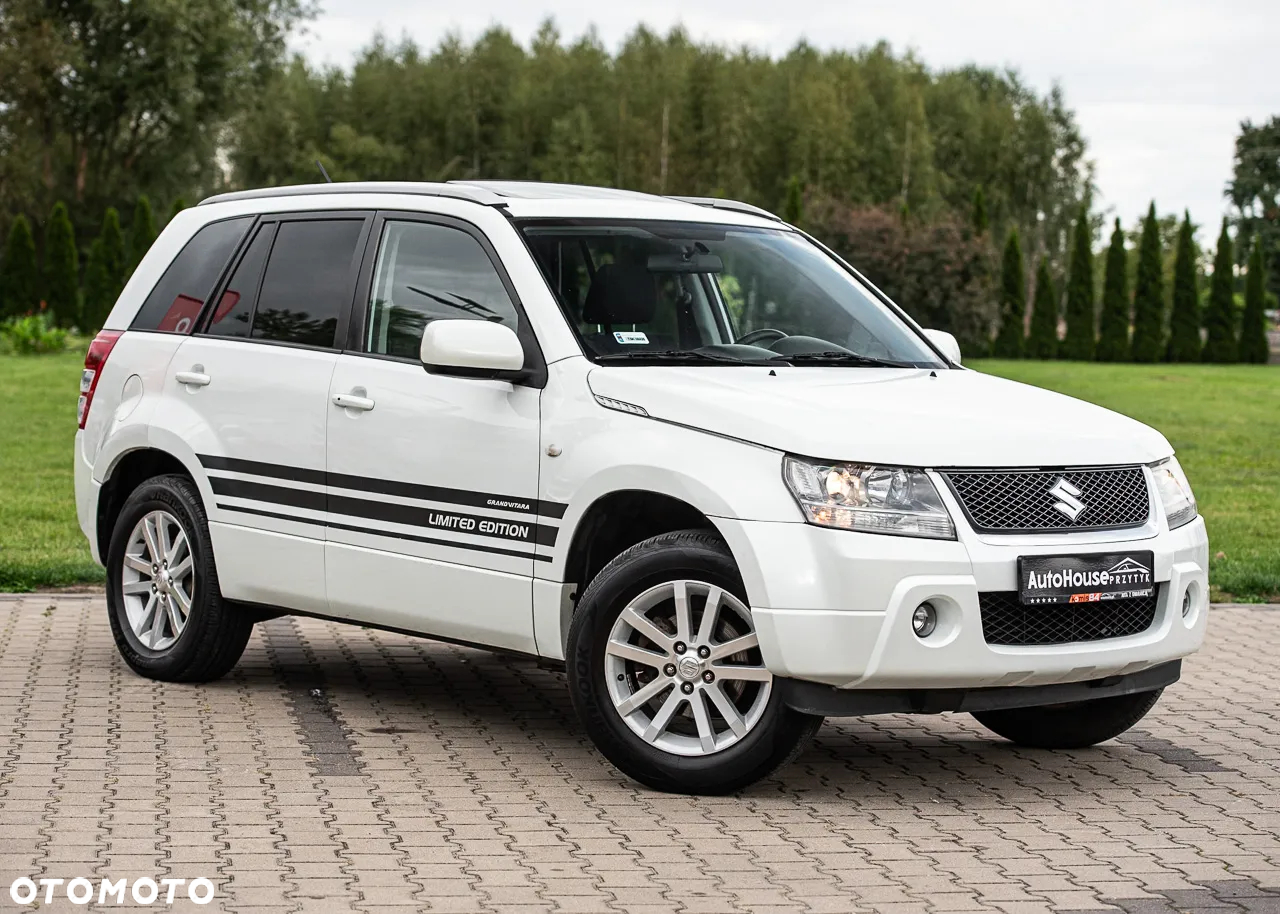 Suzuki Grand Vitara 2.0 De luxe - 2