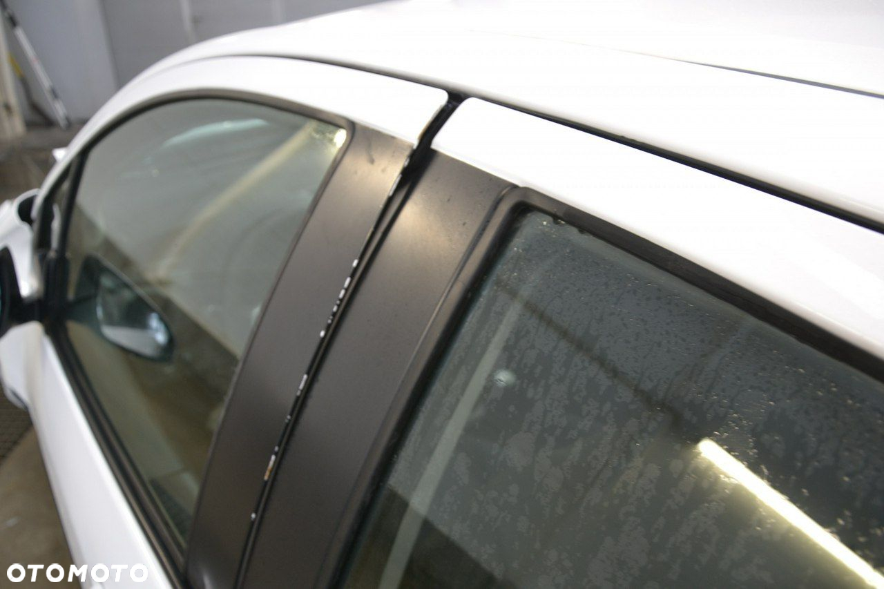 Toyota Yaris - 27