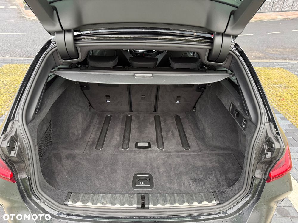 BMW M3 Competition M xDrive - 10