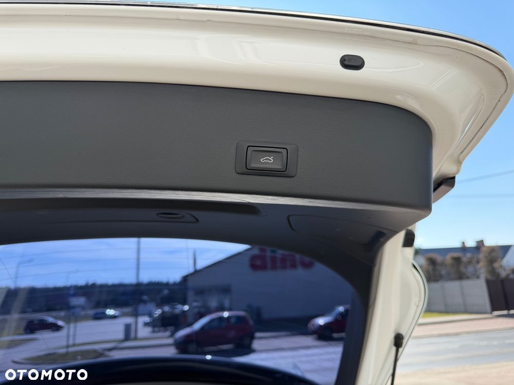 Audi A6 Avant 3.0 TDI S tronic - 15