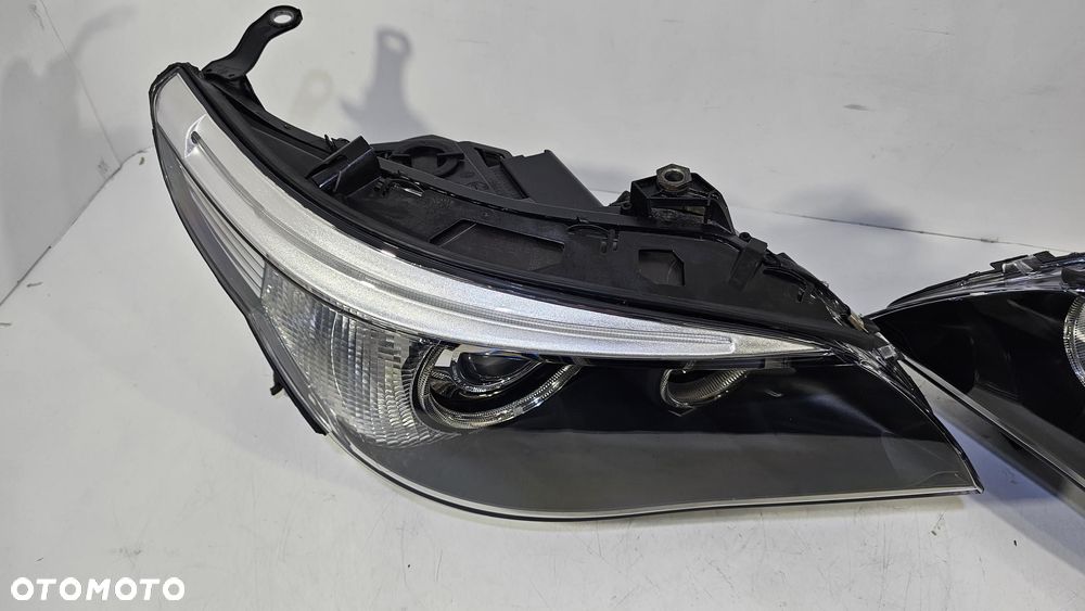 Bmw e60 e61 lampy przód przednie bi-xenon skrętny komplet eu - 7
