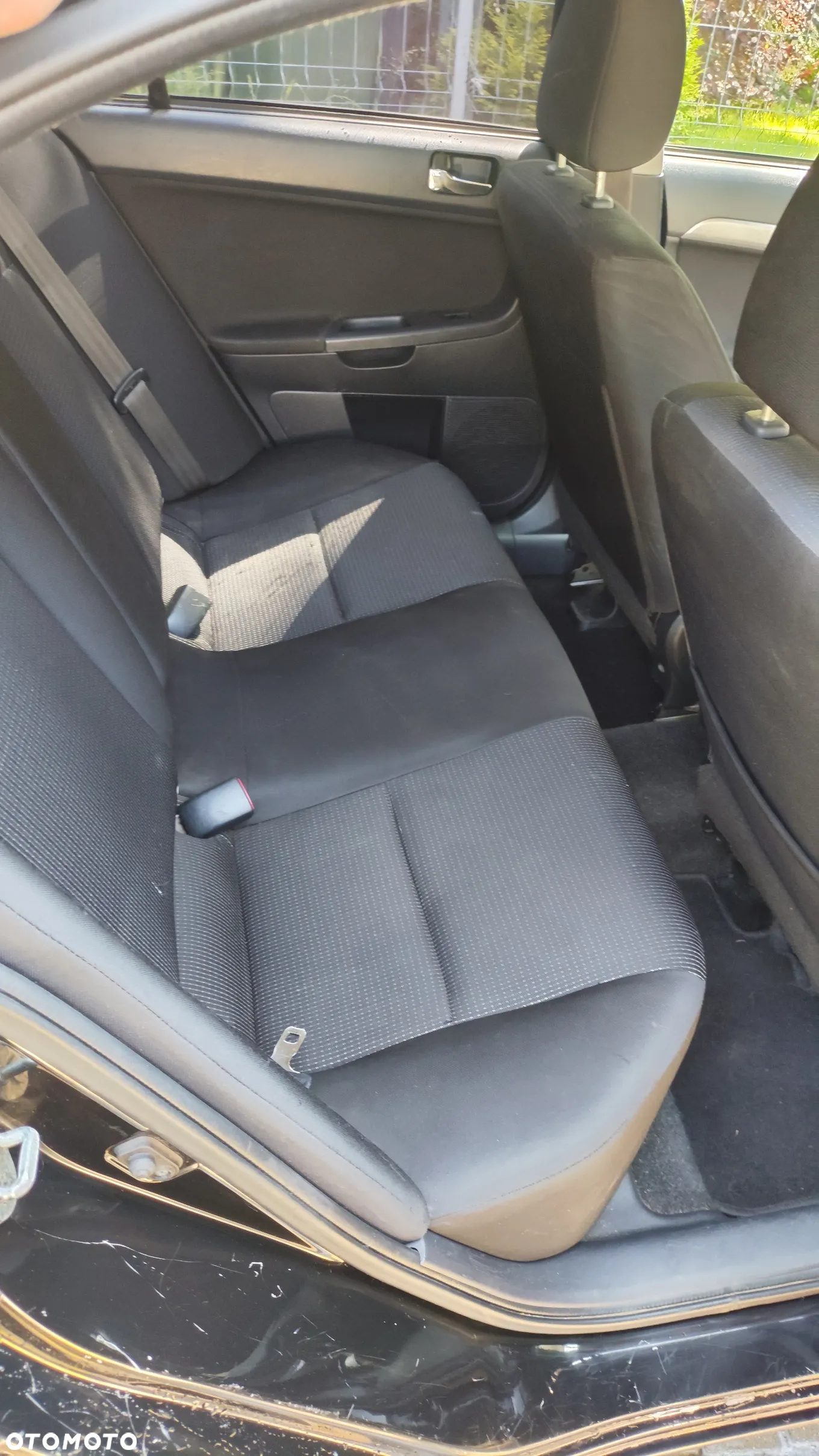 Mitsubishi Lancer - 5