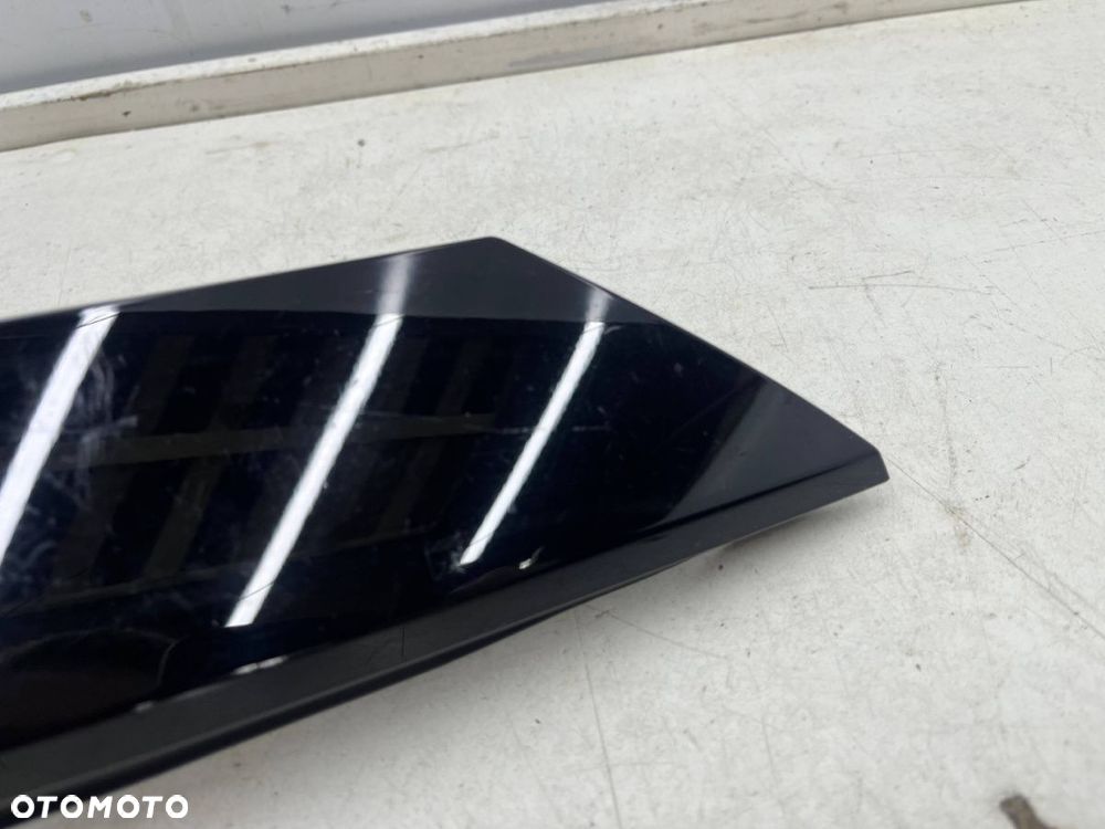 Listwa Mazda CX-3 CX3 14-21r. prawa nakładka tylnego słupka bagażnika boczna karoseryjna maskownica - 10