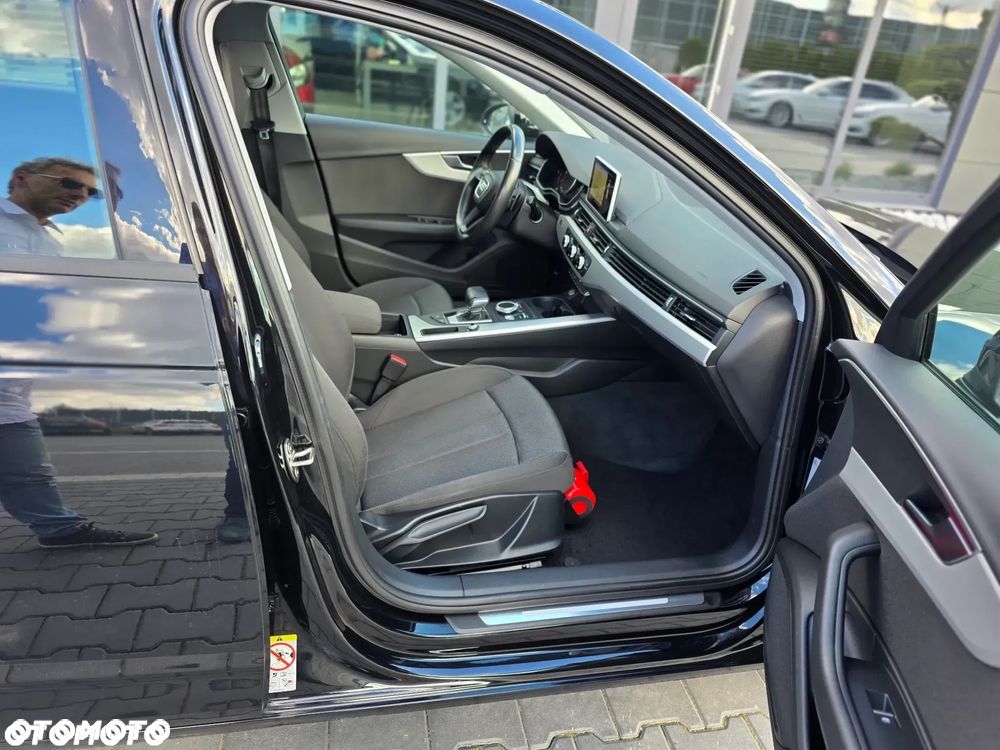 Audi A4 Avant - 27